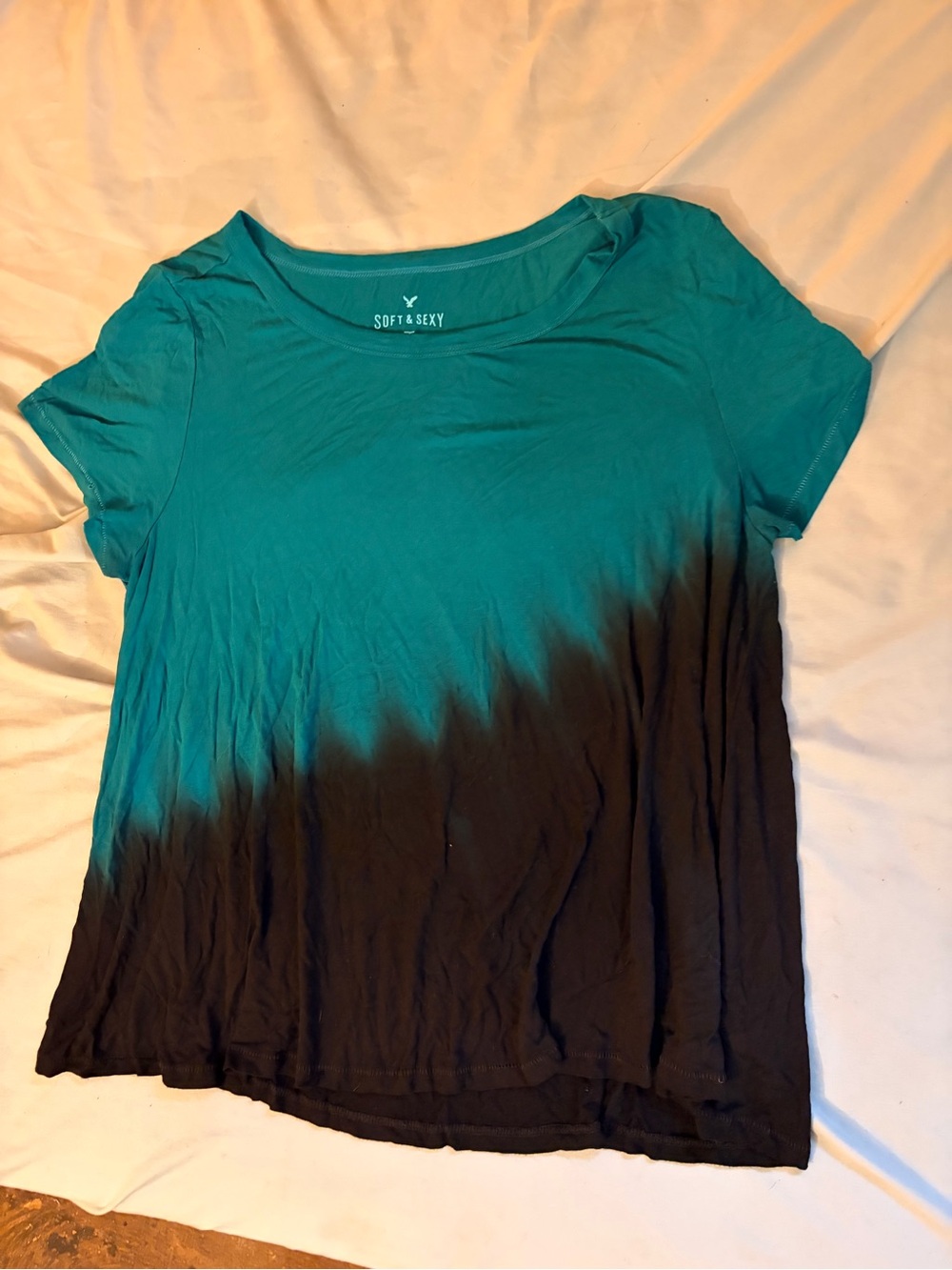 American Eagle Outfitters Teal to Black Ombre Short Sleeve